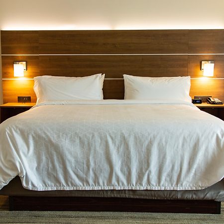 Holiday Inn Express & Suites Macon North By Ihg Екстер'єр фото