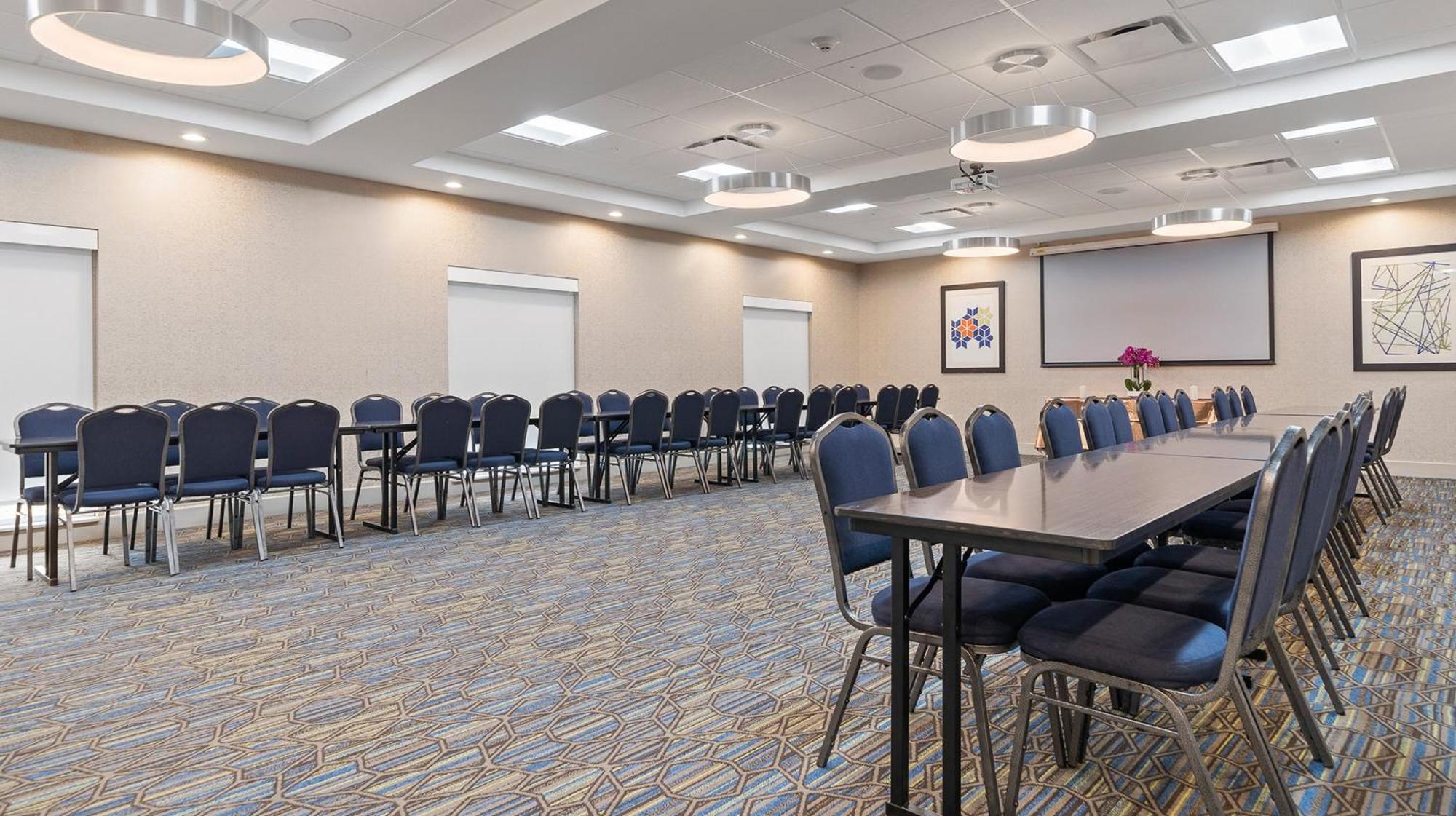 Holiday Inn Express & Suites Macon North By Ihg Екстер'єр фото