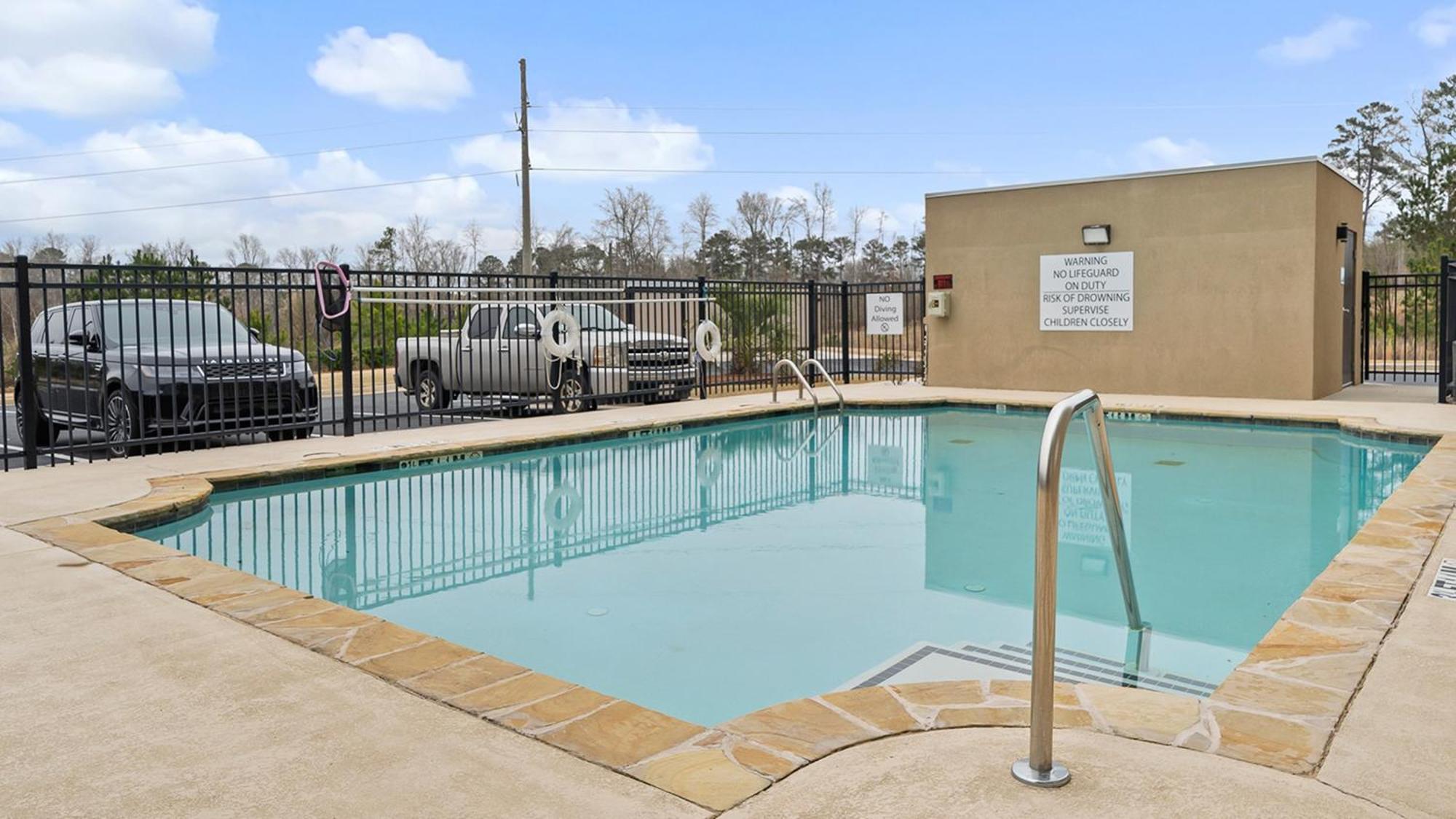 Holiday Inn Express & Suites Macon North By Ihg Екстер'єр фото